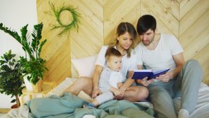 air-purifying-and-dehumidifying-plants-for-green-living-room