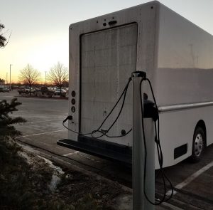 advantages-of-electric-trucks